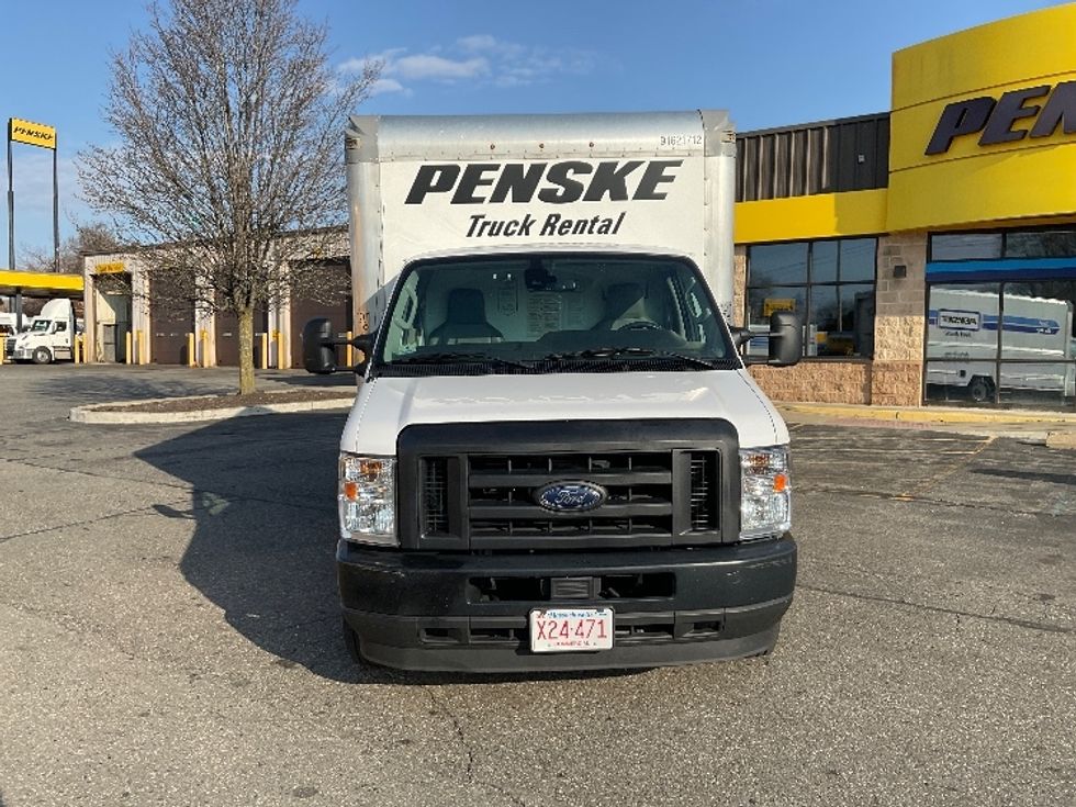 Light Duty Box Truck-Light and Medium Duty Trucks-Ford-2022-E350-Chicopee-MA-94,314\n\t\tmiles-$ 32,000 - Image 2