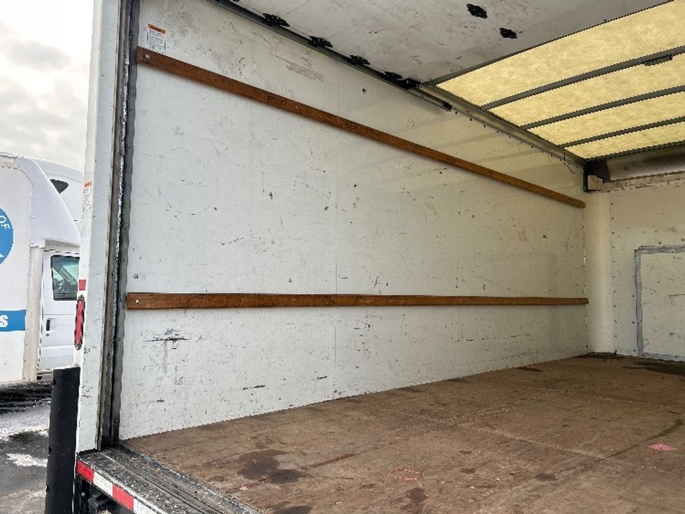 Light Duty Box Truck-Light and Medium Duty Trucks-Ford-2022-E350-Chicopee-MA-95,001\n\t\tmiles-$ 29,750 - Image 10