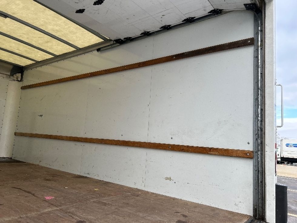 Light Duty Box Truck-Light and Medium Duty Trucks-Ford-2022-E350-Chicopee-MA-95,001\n\t\tmiles-$ 29,750 - Image 11