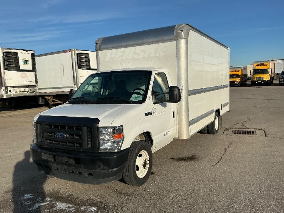 Light Duty Box Truck-Light and Medium Duty Trucks-Ford-2022-E350-Cincinnati-OH-105,385\n\t\tmiles-$ 29,000 - Image 3