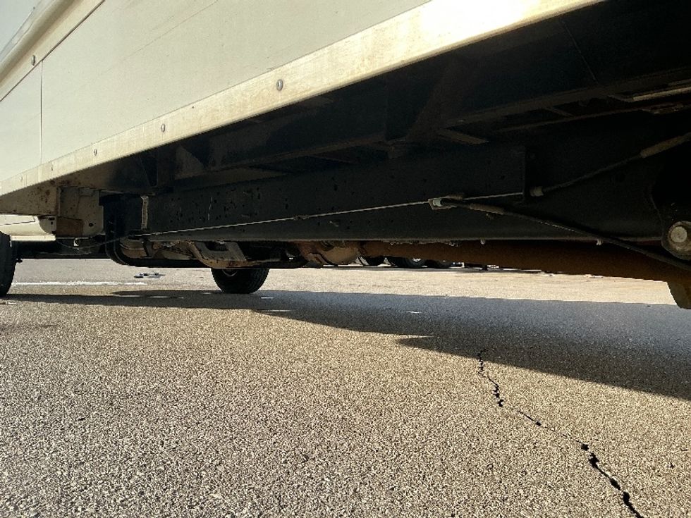 Light Duty Box Truck-Light and Medium Duty Trucks-Ford-2022-E350-Cincinnati-OH-105,385\n\t\tmiles-$ 29,000 - Image 5