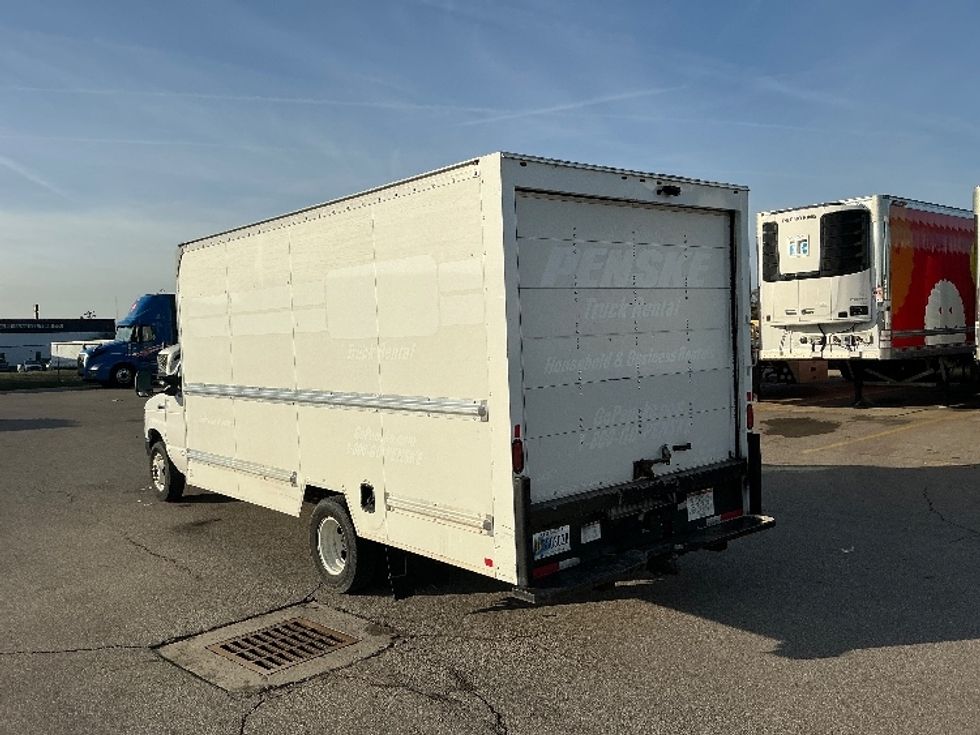 Light Duty Box Truck-Light and Medium Duty Trucks-Ford-2022-E350-Cincinnati-OH-105,385\n\t\tmiles-$ 29,000 - Image 6