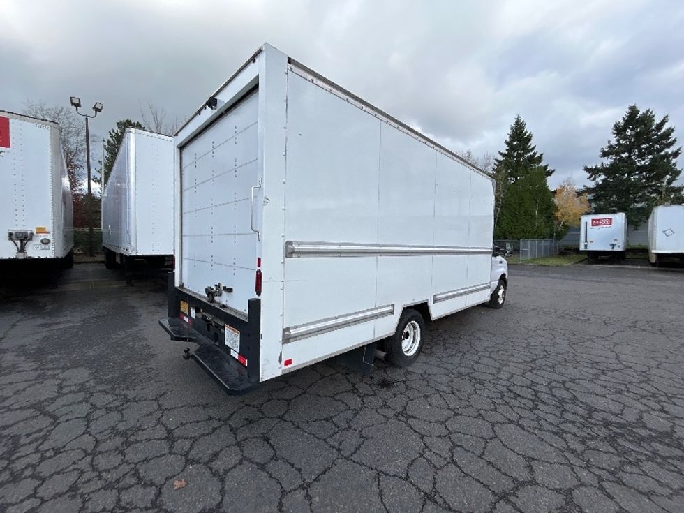 Light Duty Box Truck-Light and Medium Duty Trucks-Ford-2022-E350-Clackamas-OR-69,136\n\t\tmiles-$ 36,500 - Image 11