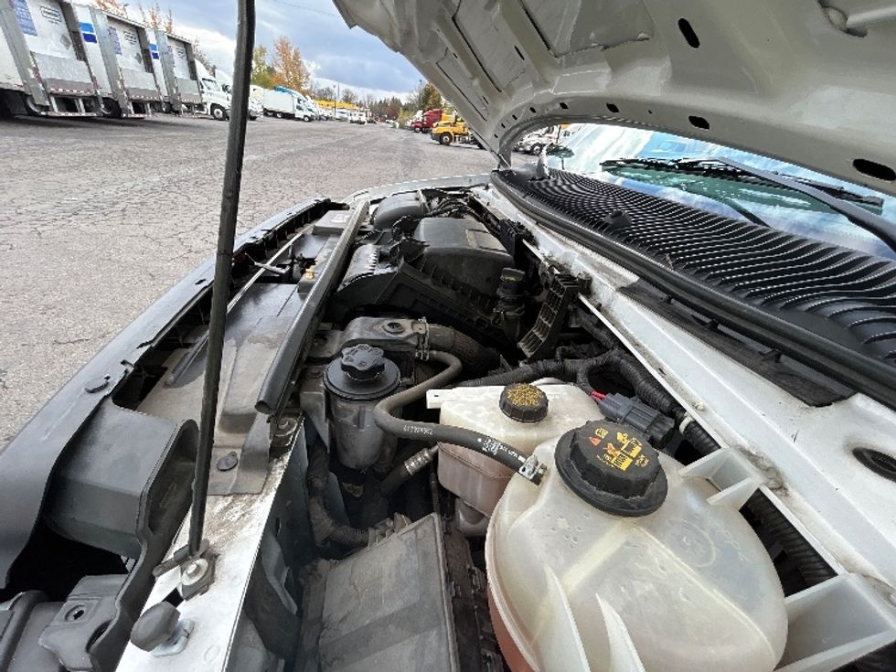 Light Duty Box Truck-Light and Medium Duty Trucks-Ford-2022-E350-Clackamas-OR-69,136\n\t\tmiles-$ 36,500 - Image 21