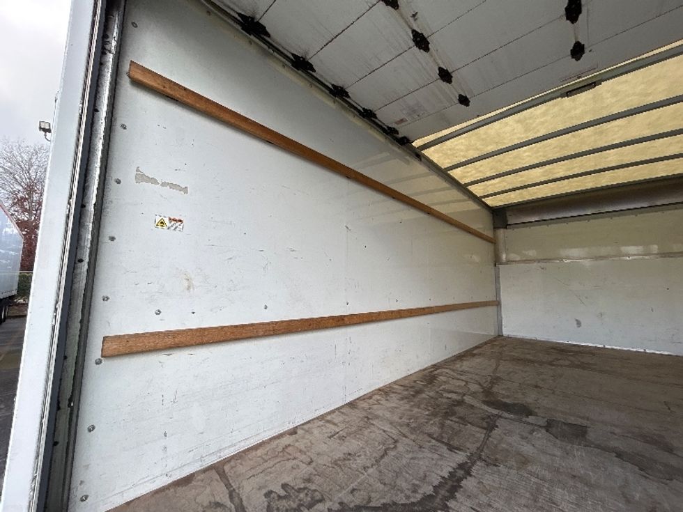 Light Duty Box Truck-Light and Medium Duty Trucks-Ford-2022-E350-Clackamas-OR-69,136\n\t\tmiles-$ 36,500 - Image 9