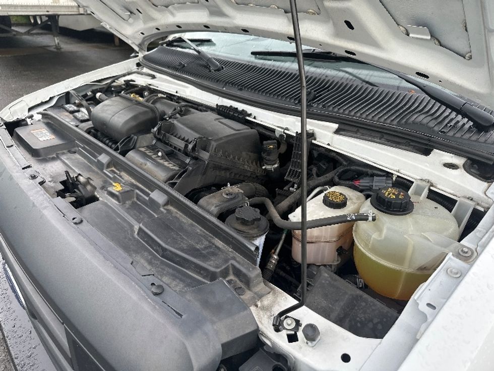 Light Duty Box Truck-Light and Medium Duty Trucks-Ford-2022-E350-Clackamas-OR-73,060\n\t\tmiles-$ 36,000 - Image 23