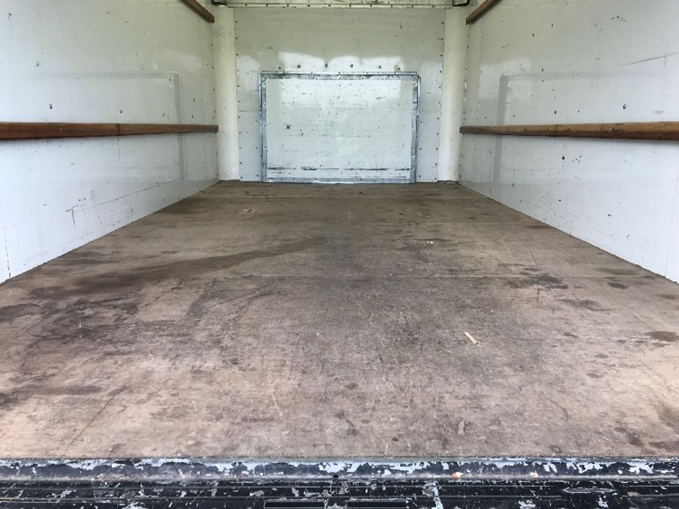 Light Duty Box Truck-Light and Medium Duty Trucks-Ford-2022-E350-Cleona-PA-91,240\n\t\tmiles-$ 26,250 - Image 10