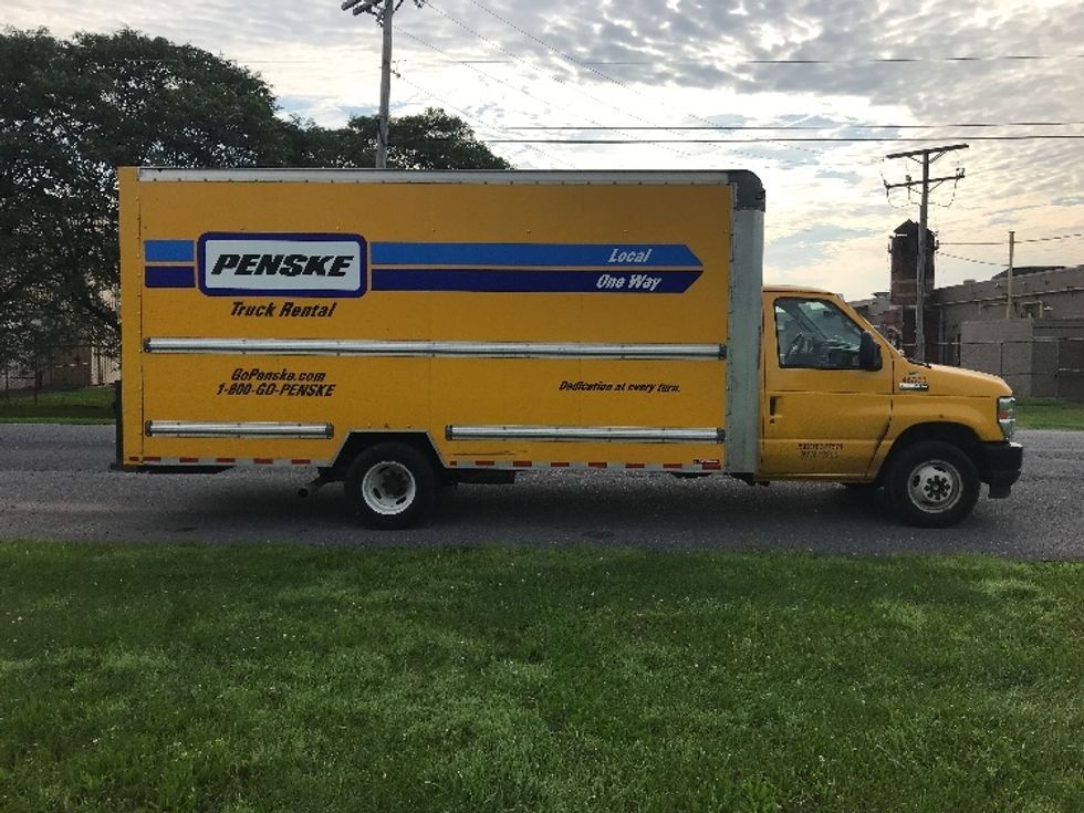 Light Duty Box Truck-Light and Medium Duty Trucks-Ford-2022-E350-Cleona-PA-91,240\n\t\tmiles-$ 26,250 - Image 15