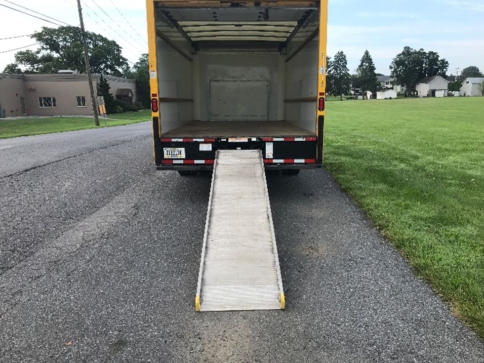 Light Duty Box Truck-Light and Medium Duty Trucks-Ford-2022-E350-Cleona-PA-91,240\n\t\tmiles-$ 26,250 - Image 9