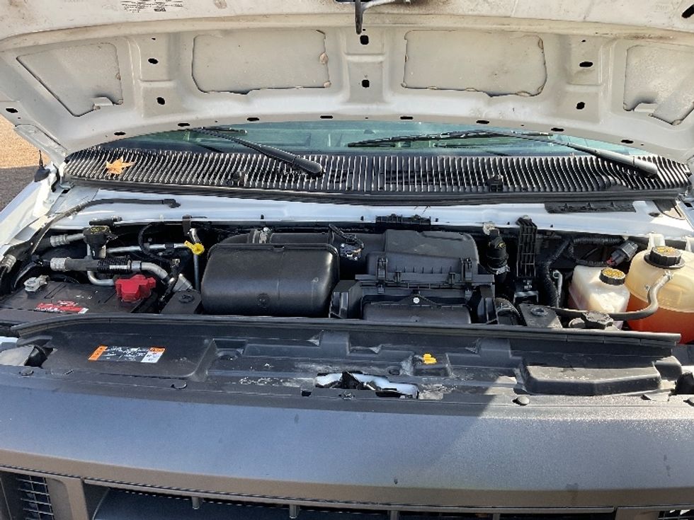 Light Duty Box Truck-Light and Medium Duty Trucks-Ford-2022-E350-Cleveland-TN-77,186\n\t\tmiles-$ 40,750 - Image 20