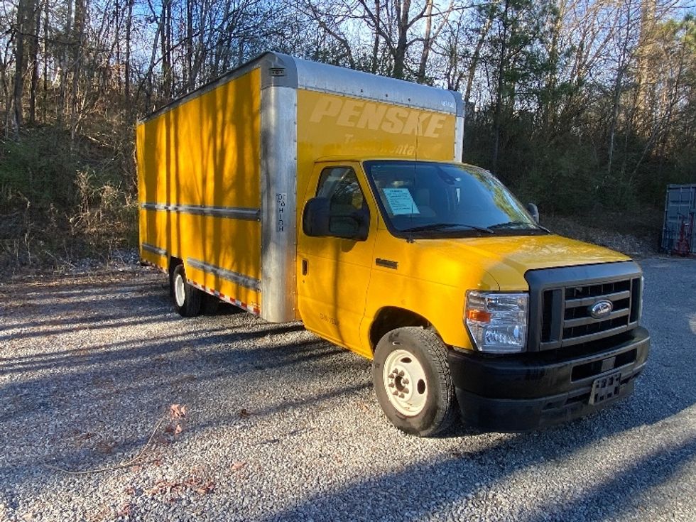 Light Duty Box Truck-Light and Medium Duty Trucks-Ford-2022-E350-Cleveland-TN-95,543\n\t\tmiles-$ 29,750 - Image 1