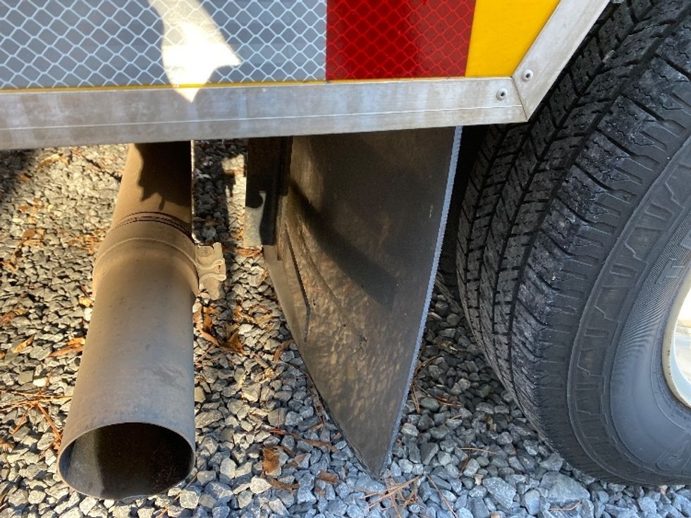 Light Duty Box Truck-Light and Medium Duty Trucks-Ford-2022-E350-Cleveland-TN-95,543\n\t\tmiles-$ 29,750 - Image 24