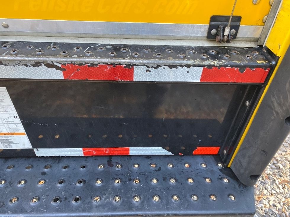 Light Duty Box Truck-Light and Medium Duty Trucks-Ford-2022-E350-Cleveland-TN-95,543\n\t\tmiles-$ 29,750 - Image 25