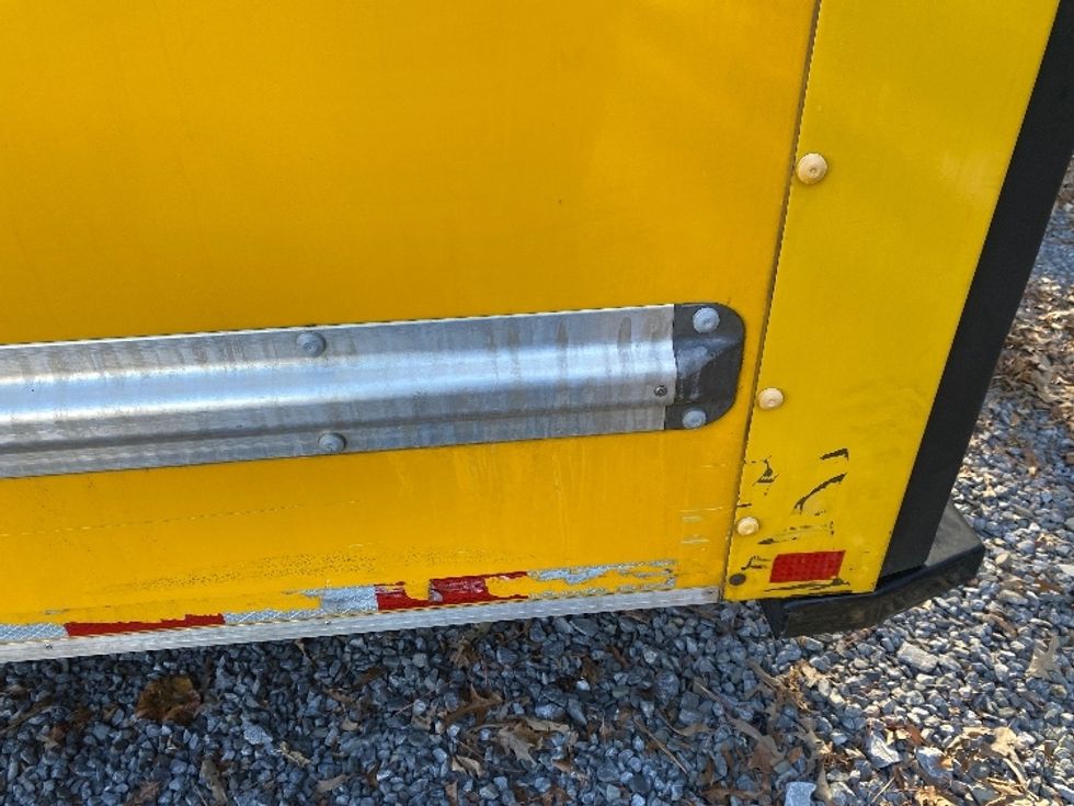 Light Duty Box Truck-Light and Medium Duty Trucks-Ford-2022-E350-Cleveland-TN-95,543\n\t\tmiles-$ 29,750 - Image 26