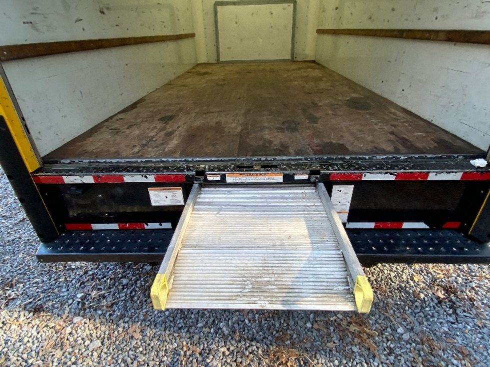 Light Duty Box Truck-Light and Medium Duty Trucks-Ford-2022-E350-Cleveland-TN-95,543\n\t\tmiles-$ 29,750 - Image 8