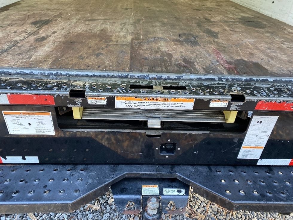 Light Duty Box Truck-Light and Medium Duty Trucks-Ford-2022-E350-Cleveland-TN-95,543\n\t\tmiles-$ 29,750 - Image 9