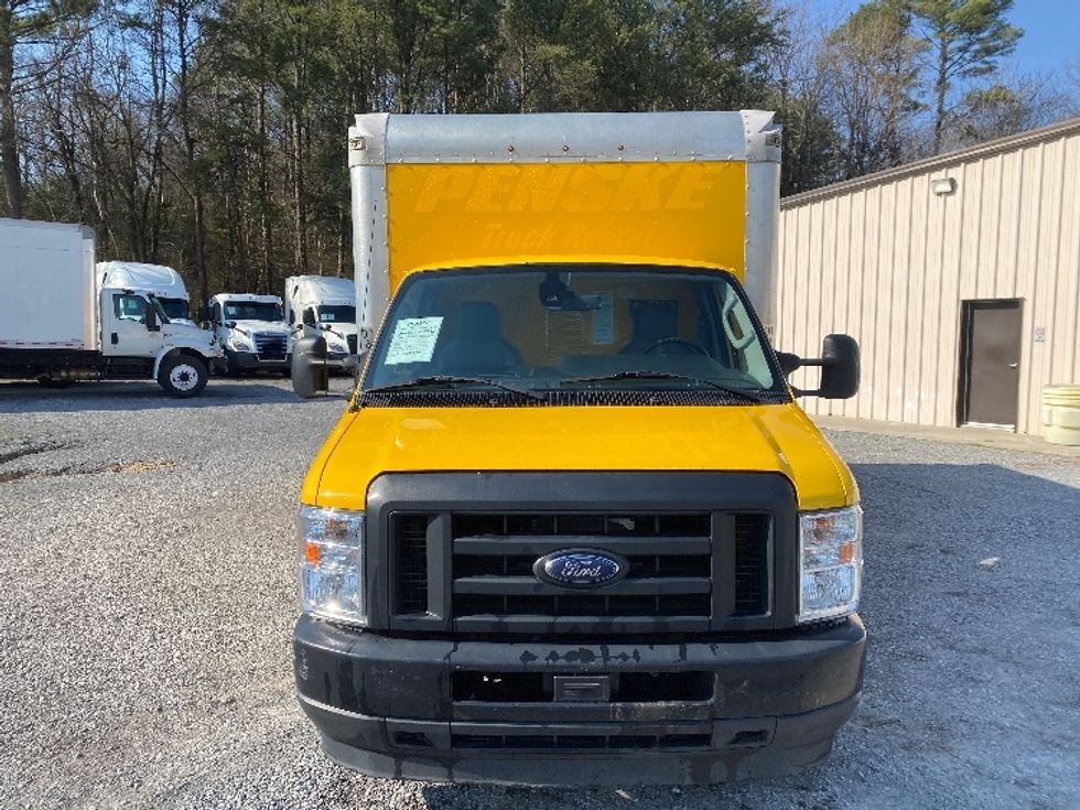 Light Duty Box Truck-Light and Medium Duty Trucks-Ford-2022-E350-Cleveland-TN-98,769\n\t\tmiles-$ 29,250 - Image 2