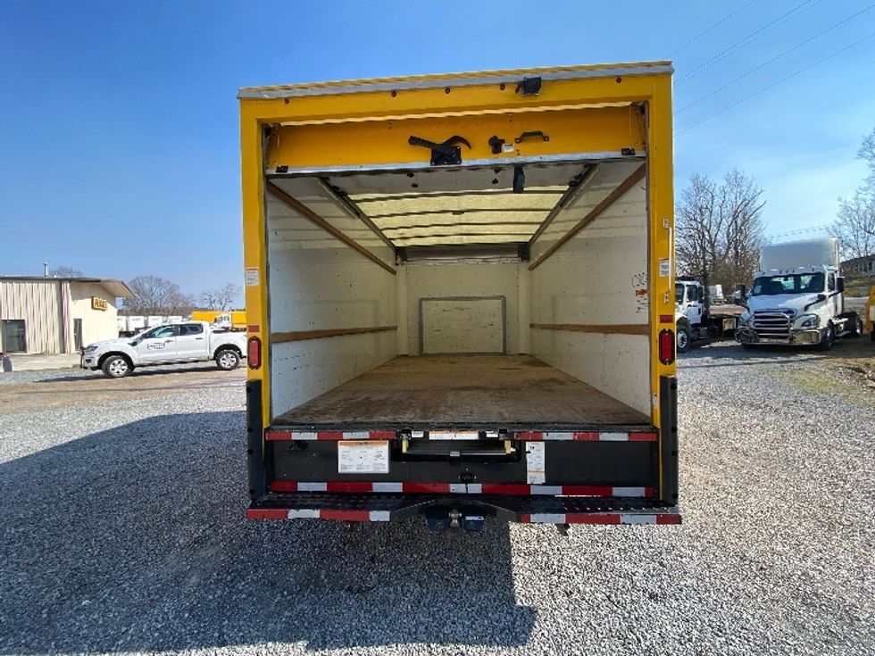 Light Duty Box Truck-Light and Medium Duty Trucks-Ford-2022-E350-Cleveland-TN-98,769\n\t\tmiles-$ 29,250 - Image 7