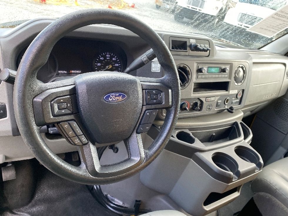 Light Duty Box Truck-Light and Medium Duty Trucks-Ford-2022-E350-Cleveland-TN-99,755\n\t\tmiles-$ 29,250 - Image 16