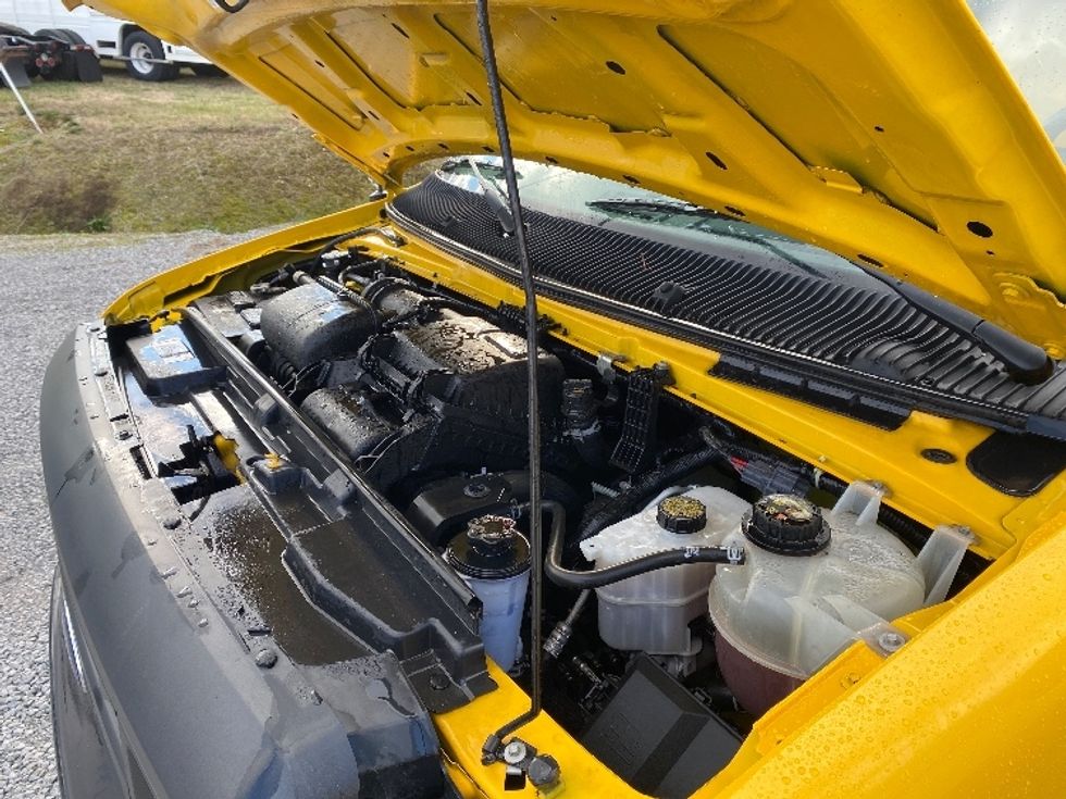 Light Duty Box Truck-Light and Medium Duty Trucks-Ford-2022-E350-Cleveland-TN-99,755\n\t\tmiles-$ 29,250 - Image 22