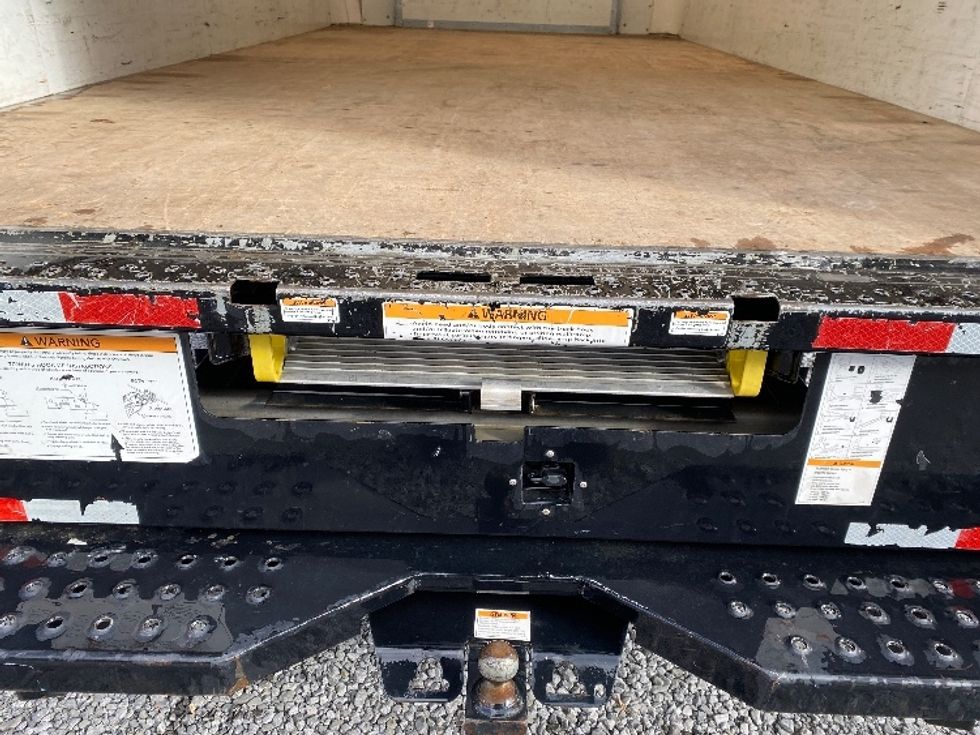 Light Duty Box Truck-Light and Medium Duty Trucks-Ford-2022-E350-Cleveland-TN-99,755\n\t\tmiles-$ 29,250 - Image 9