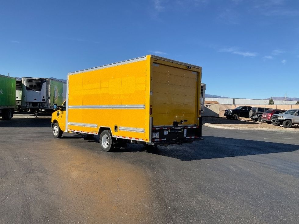 Light Duty Box Truck-Light and Medium Duty Trucks-Ford-2022-E350-Colorado Springs-CO-92,504\n\t\tmiles-$ 26,750 - Image 6