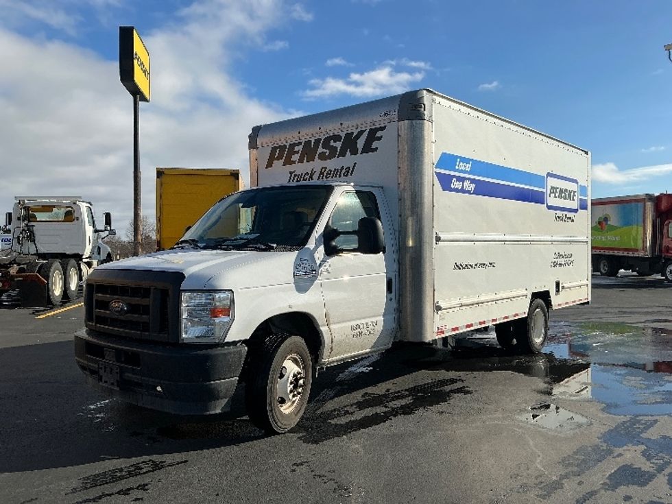 Light Duty Box Truck-Light and Medium Duty Trucks-Ford-2022-E350-Columbus-OH-91,585\n\t\tmiles-$ 31,000 - Image 3