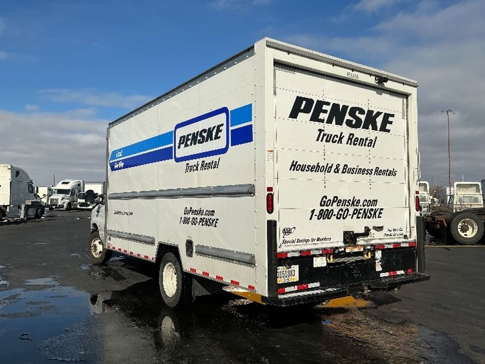 Light Duty Box Truck-Light and Medium Duty Trucks-Ford-2022-E350-Columbus-OH-91,585\n\t\tmiles-$ 31,000 - Image 6