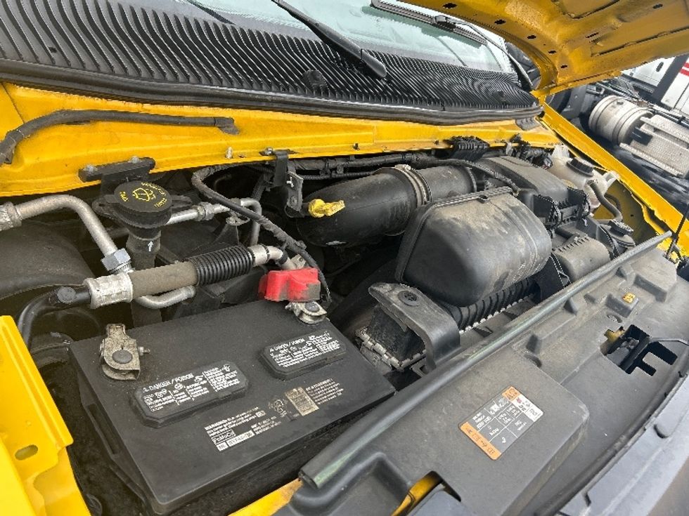 Light Duty Box Truck-Light and Medium Duty Trucks-Ford-2022-E350-Columbus-OH-92,963\n\t\tmiles-$ 28,000 - Image 22