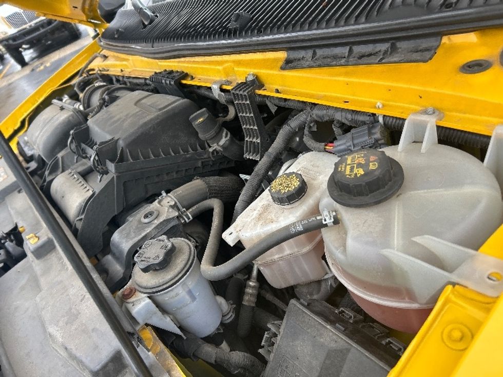 Light Duty Box Truck-Light and Medium Duty Trucks-Ford-2022-E350-Columbus-OH-92,963\n\t\tmiles-$ 28,000 - Image 23