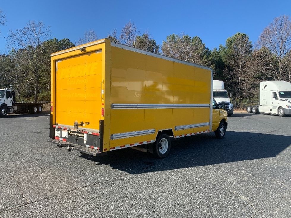 Light Duty Box Truck-Light and Medium Duty Trucks-Ford-2022-E350-Concord-NC-89,712\n\t\tmiles-$ 31,000 - Image 13