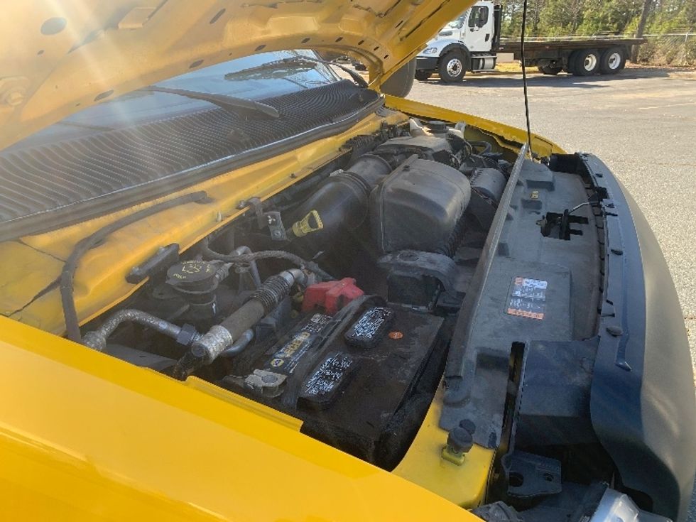 Light Duty Box Truck-Light and Medium Duty Trucks-Ford-2022-E350-Concord-NC-89,712\n\t\tmiles-$ 31,000 - Image 22