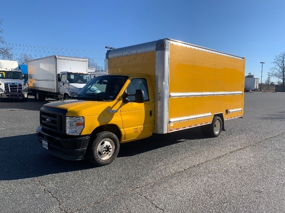 Light Duty Box Truck-Light and Medium Duty Trucks-Ford-2022-E350-Concord-NC-89,712\n\t\tmiles-$ 31,000 - Image 3
