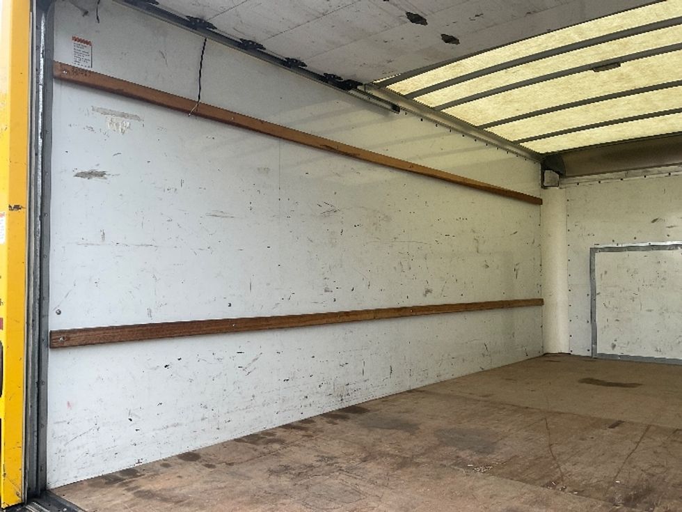 Light Duty Box Truck-Light and Medium Duty Trucks-Ford-2022-E350-Cranbury-NJ-87,743\n\t\tmiles-$ 28,250 - Image 11