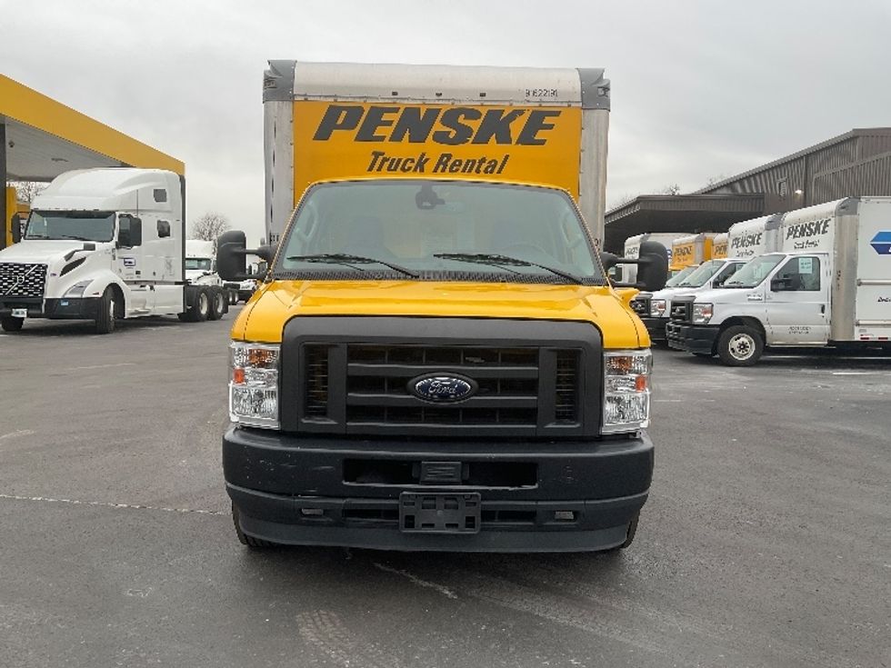 Light Duty Box Truck-Light and Medium Duty Trucks-Ford-2022-E350-Cranbury-NJ-87,743\n\t\tmiles-$ 28,250 - Image 2