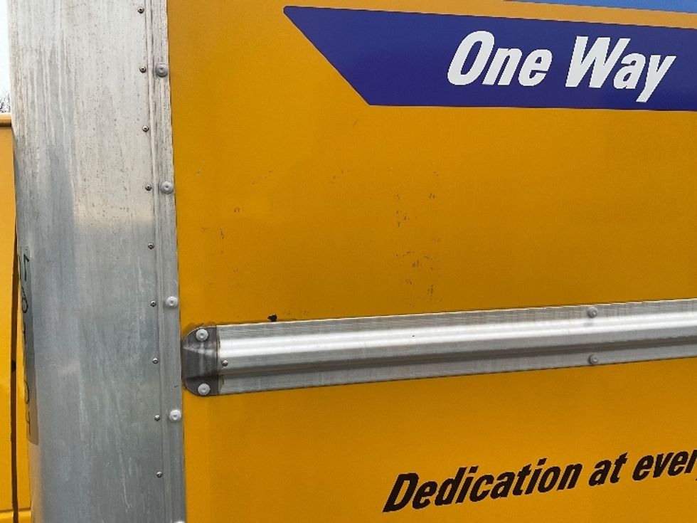 Light Duty Box Truck-Light and Medium Duty Trucks-Ford-2022-E350-Cranbury-NJ-87,743\n\t\tmiles-$ 28,250 - Image 25