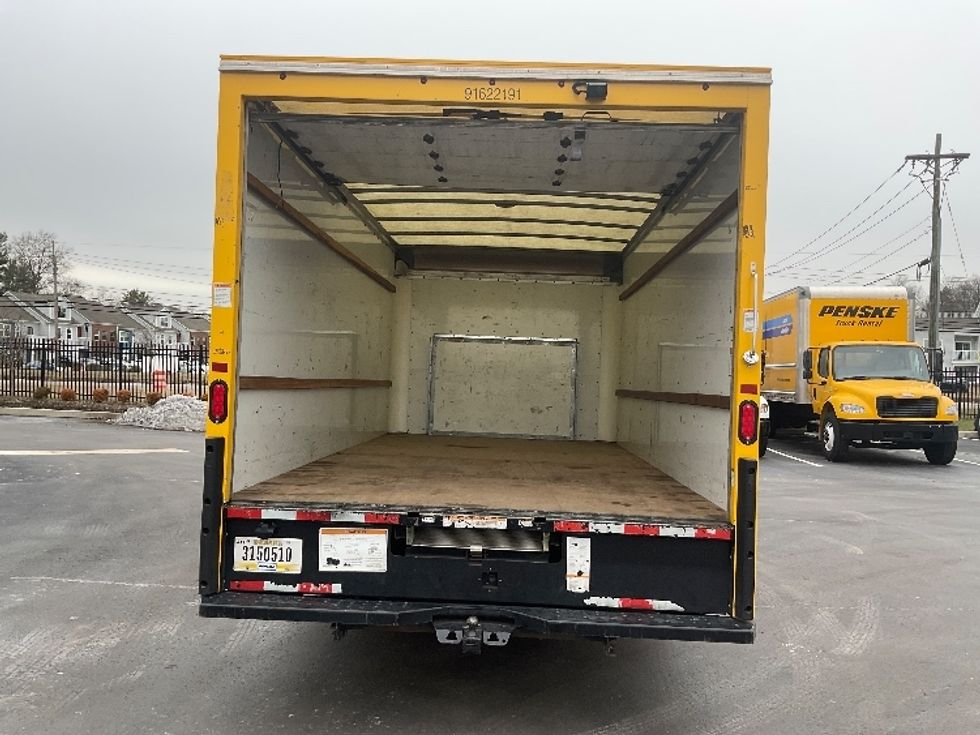 Light Duty Box Truck-Light and Medium Duty Trucks-Ford-2022-E350-Cranbury-NJ-87,743\n\t\tmiles-$ 28,250 - Image 9