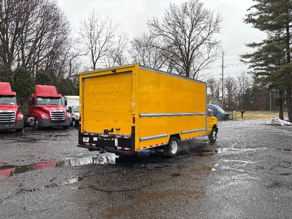 Light Duty Box Truck-Light and Medium Duty Trucks-Ford-2022-E350-Cranbury-NJ-94,465\n\t\tmiles-$ 27,250 - Image 13