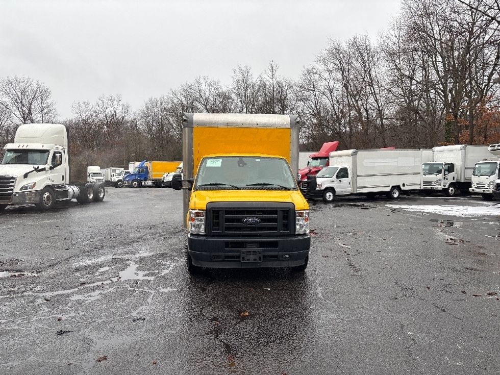 Light Duty Box Truck-Light and Medium Duty Trucks-Ford-2022-E350-Cranbury-NJ-94,465\n\t\tmiles-$ 27,250 - Image 2