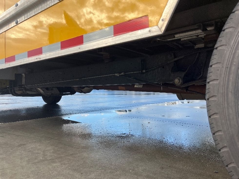 Light Duty Box Truck-Light and Medium Duty Trucks-Ford-2022-E350-Cranbury-NJ-94,465\n\t\tmiles-$ 27,250 - Image 5