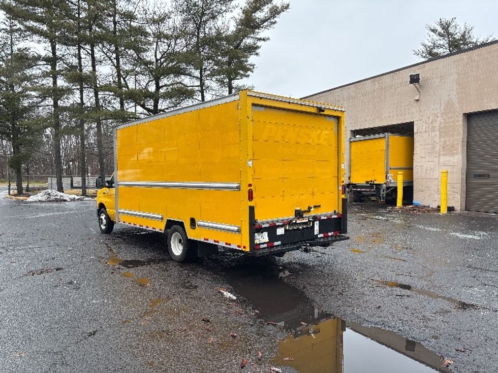 Light Duty Box Truck-Light and Medium Duty Trucks-Ford-2022-E350-Cranbury-NJ-94,465\n\t\tmiles-$ 27,250 - Image 6