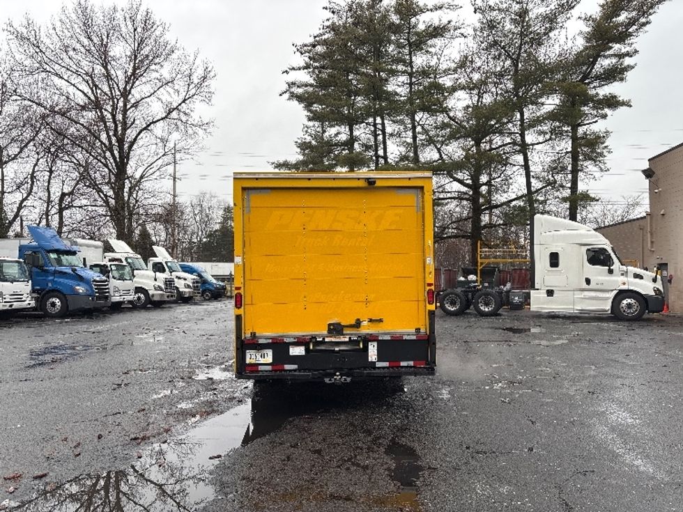 Light Duty Box Truck-Light and Medium Duty Trucks-Ford-2022-E350-Cranbury-NJ-94,465\n\t\tmiles-$ 27,250 - Image 7