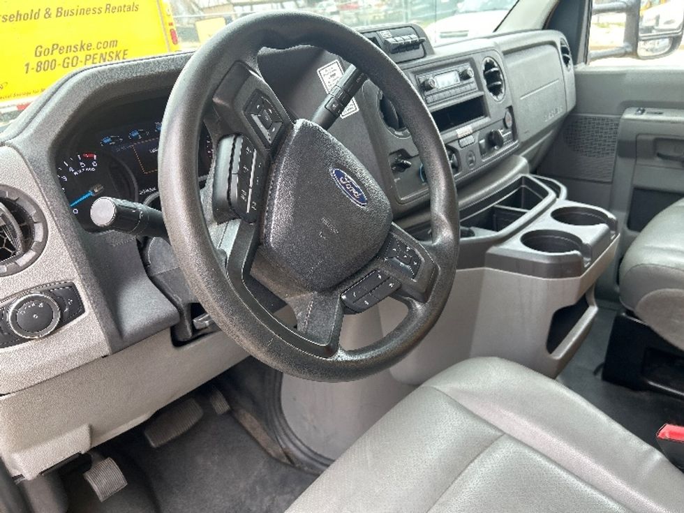 Light Duty Box Truck-Light and Medium Duty Trucks-Ford-2022-E350-Dallas-TX-107,093\n\t\tmiles-$ 27,500 - Image 17