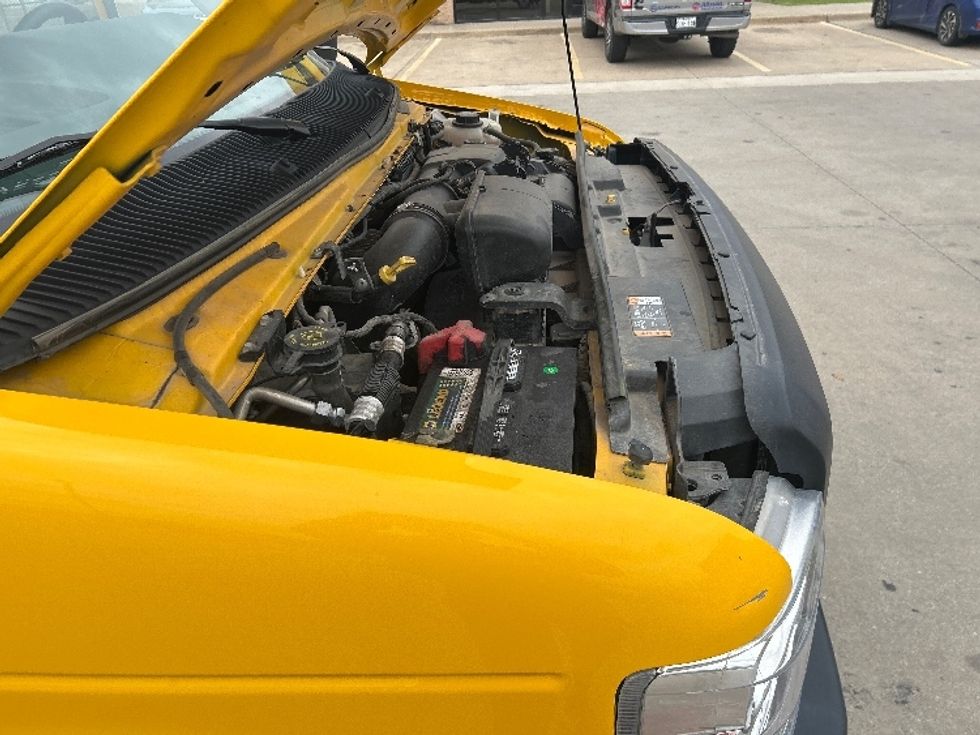 Light Duty Box Truck-Light and Medium Duty Trucks-Ford-2022-E350-Dallas-TX-107,093\n\t\tmiles-$ 27,500 - Image 24
