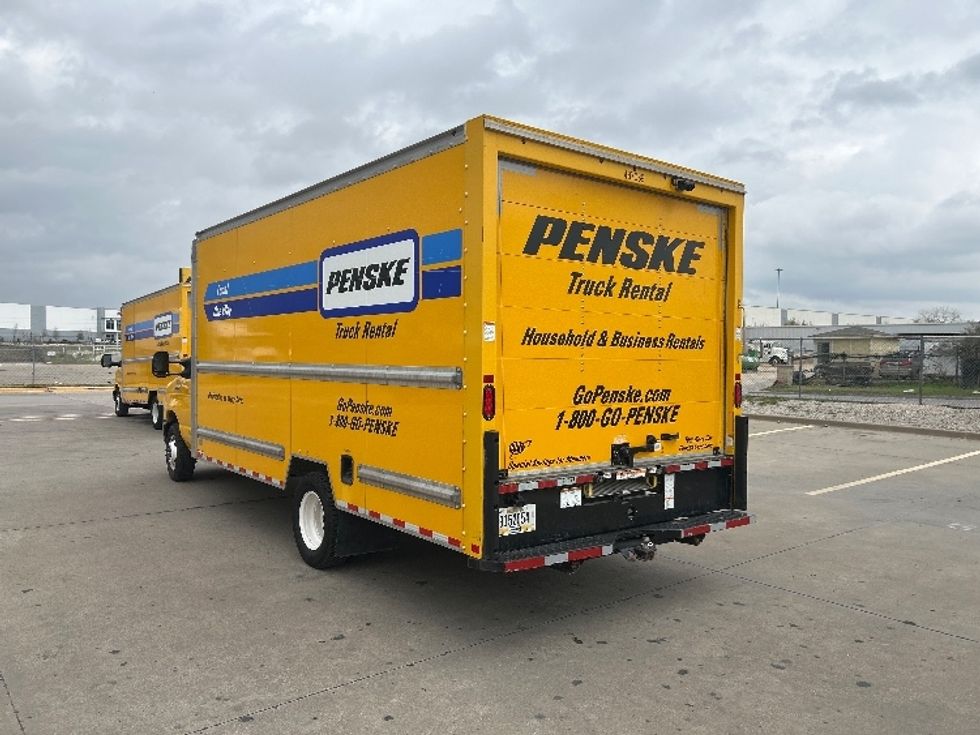 Light Duty Box Truck-Light and Medium Duty Trucks-Ford-2022-E350-Dallas-TX-107,093\n\t\tmiles-$ 27,500 - Image 6