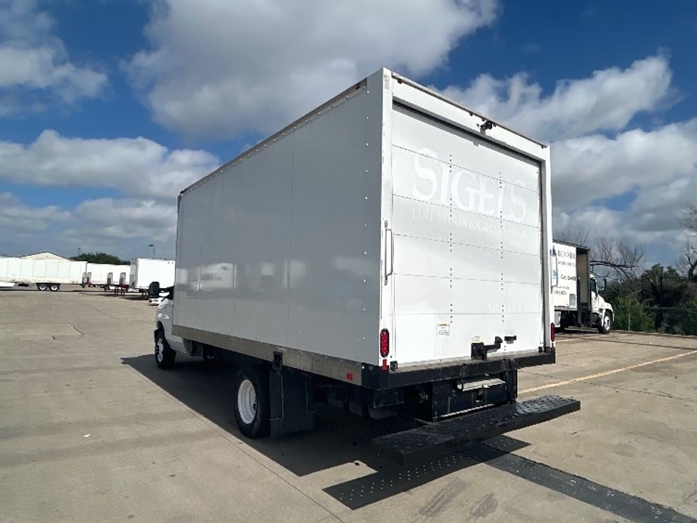 Light Duty Box Truck-Light and Medium Duty Trucks-Ford-2022-E350-Dallas-TX-76,605\n\t\tmiles-$ 34,000 - Image 6
