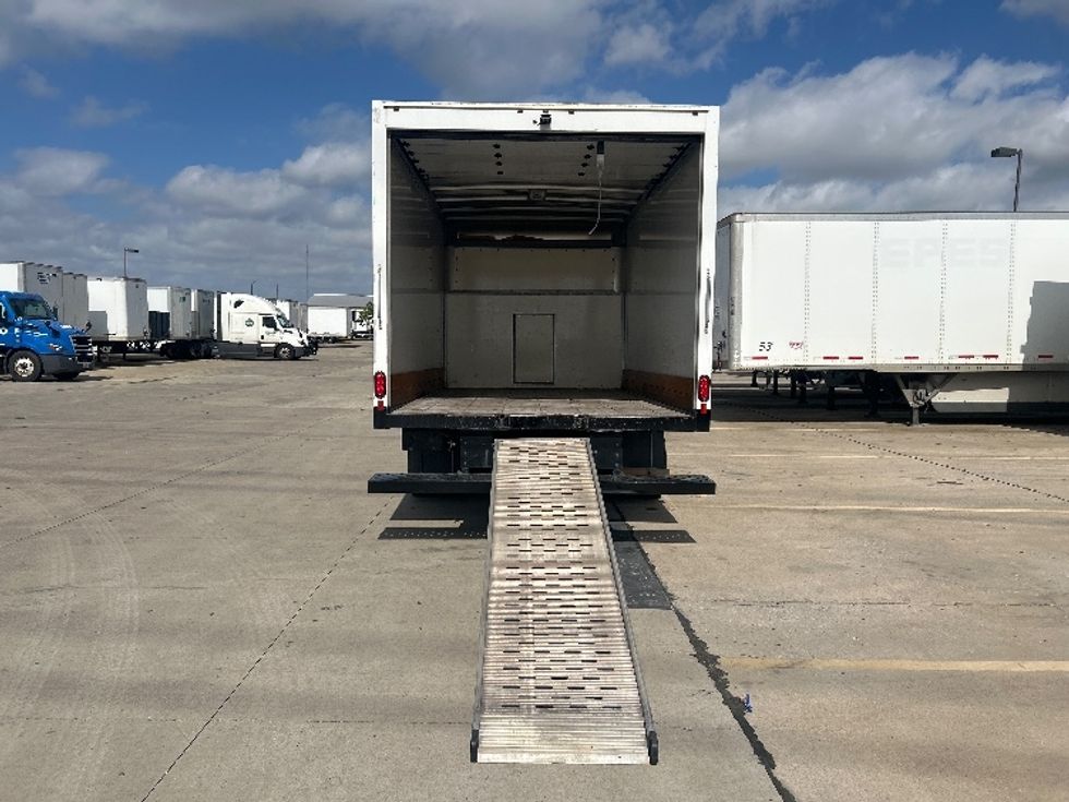 Light Duty Box Truck-Light and Medium Duty Trucks-Ford-2022-E350-Dallas-TX-76,605\n\t\tmiles-$ 34,000 - Image 9
