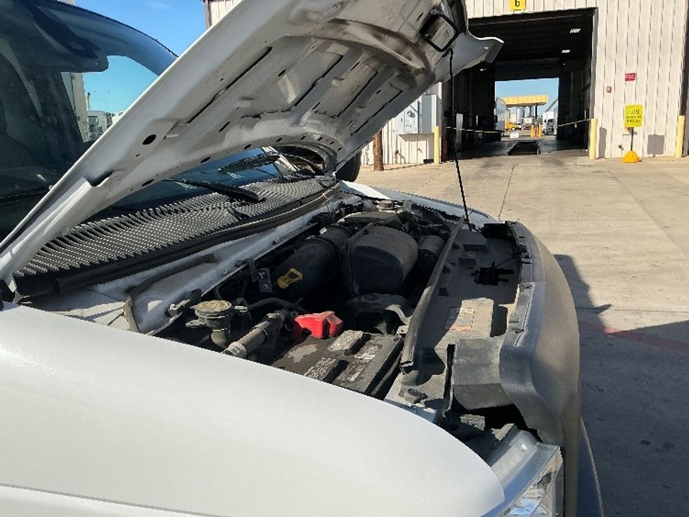 Light Duty Box Truck-Light and Medium Duty Trucks-Ford-2022-E350-Dallas-TX-81,405\n\t\tmiles-$ 33,000 - Image 23