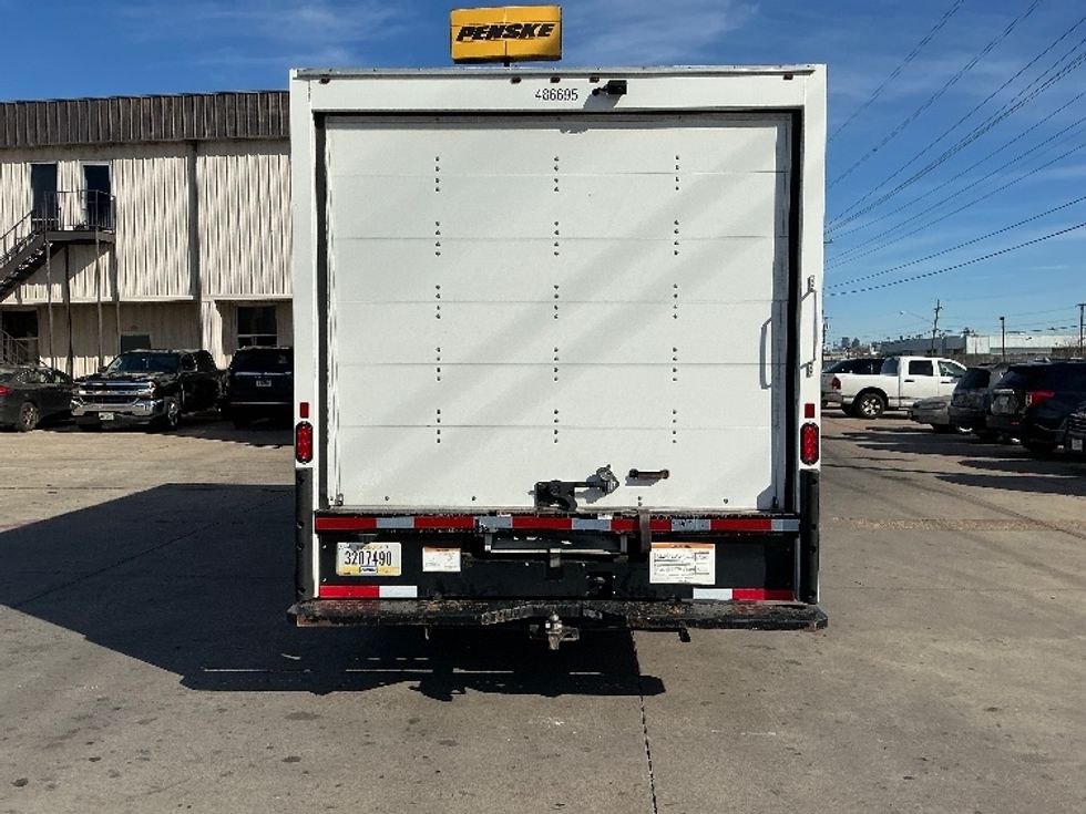 Light Duty Box Truck-Light and Medium Duty Trucks-Ford-2022-E350-Dallas-TX-81,405\n\t\tmiles-$ 33,000 - Image 7