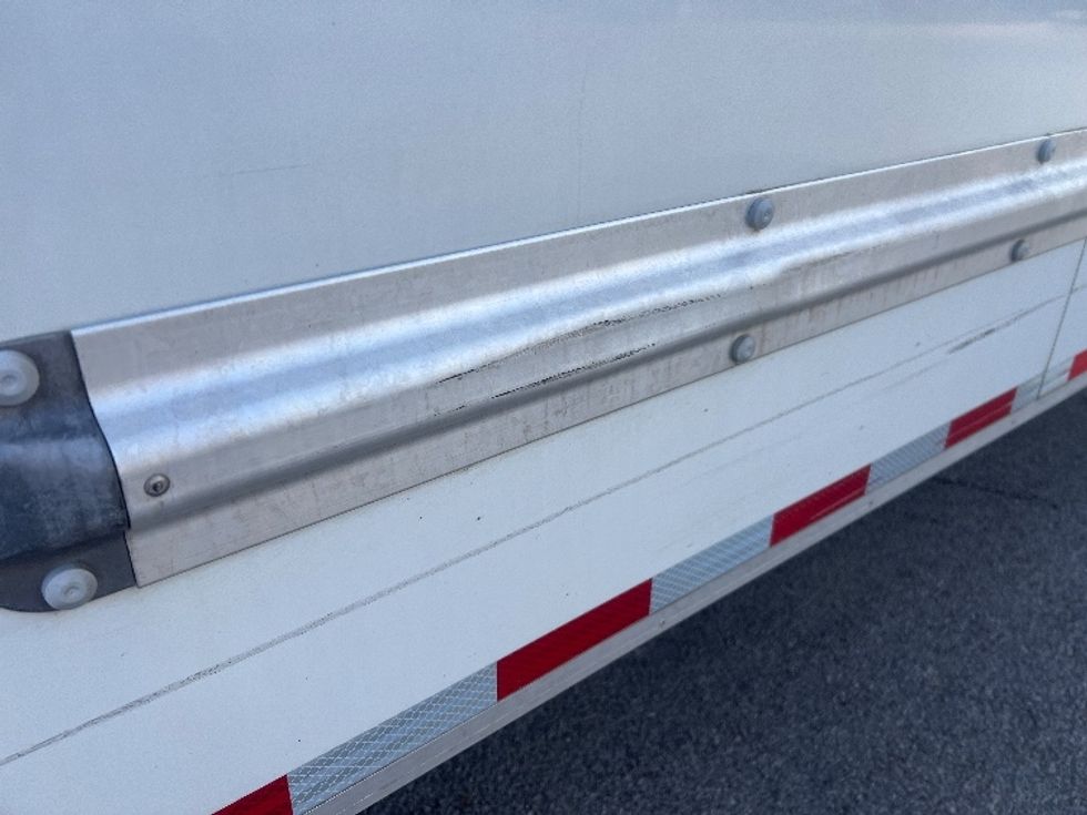 Light Duty Box Truck-Light and Medium Duty Trucks-Ford-2022-E350-Dallas-TX-86,509\n\t\tmiles-$ 32,250 - Image 26